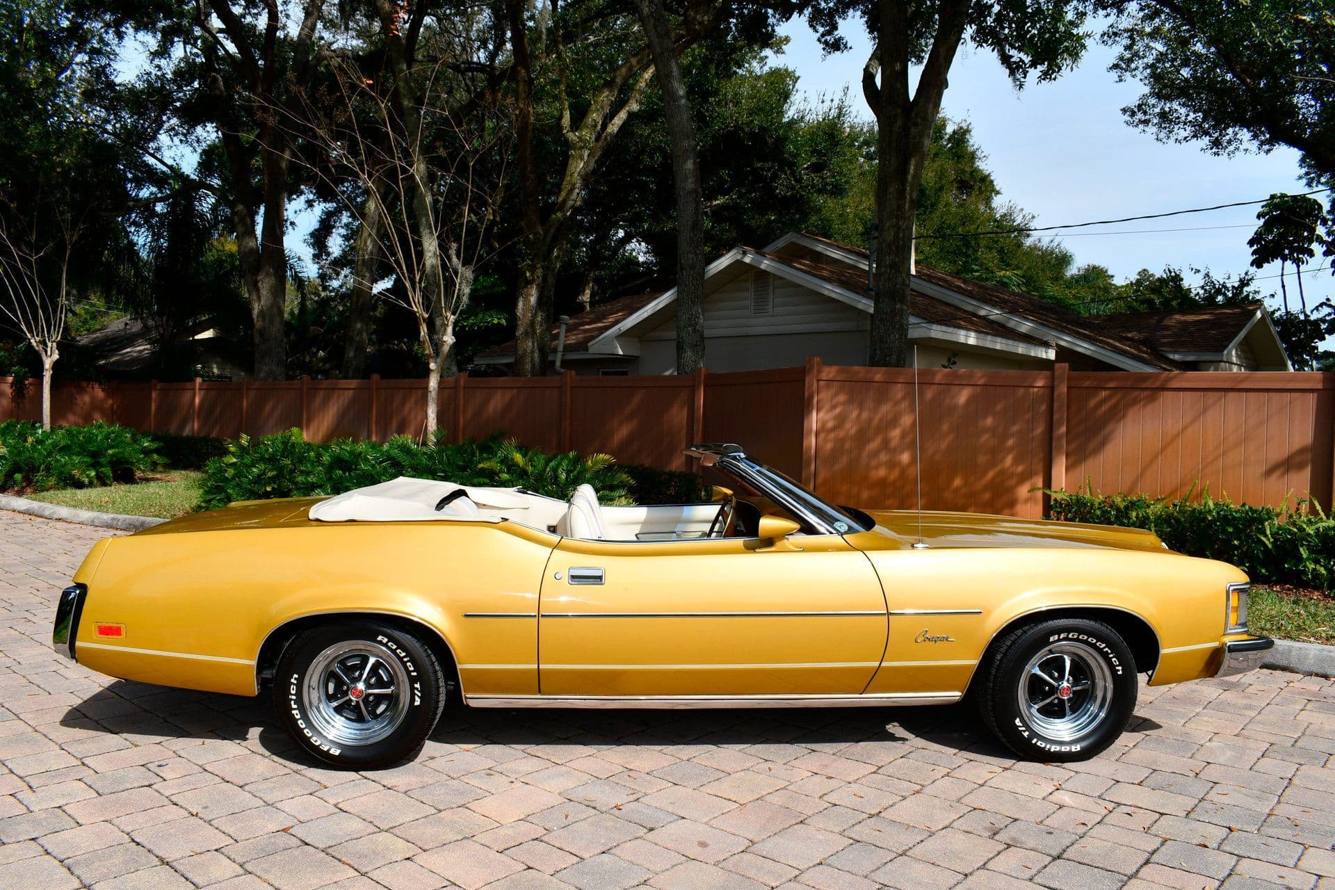 1973 Mercury Cougar XR7 - Image 4